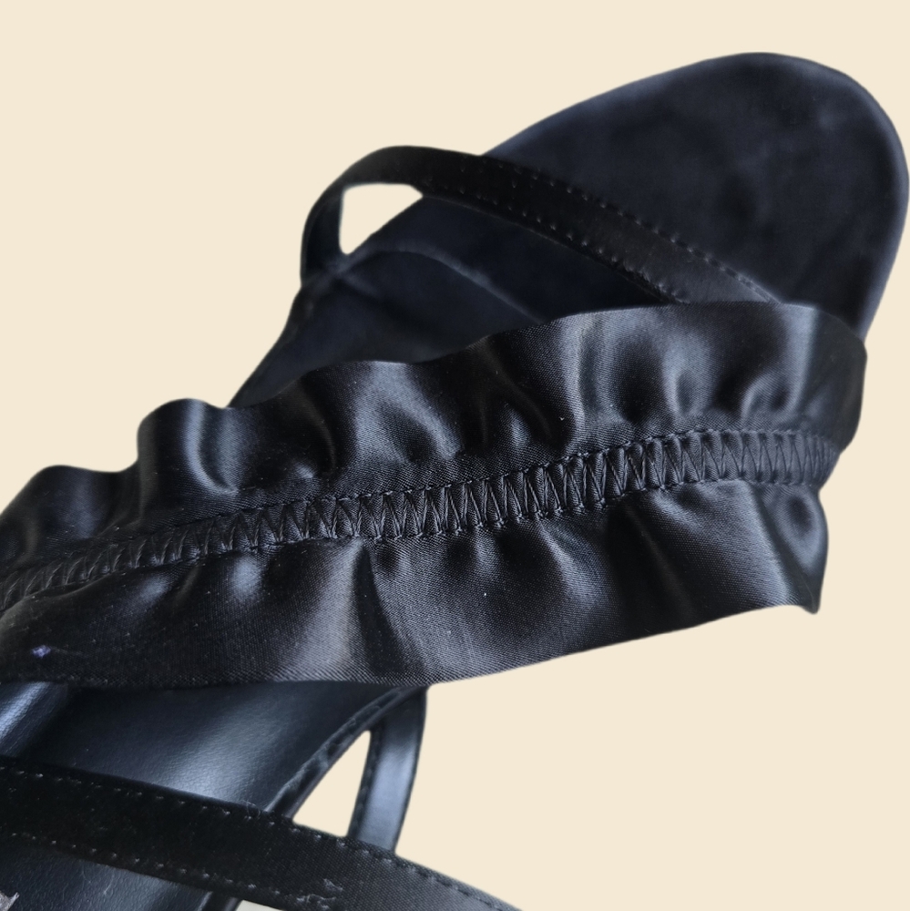 Sexy Strappy Stable VANEL DI NOTTE Black Satin Evening Sandals 3.5" Heel 9W
